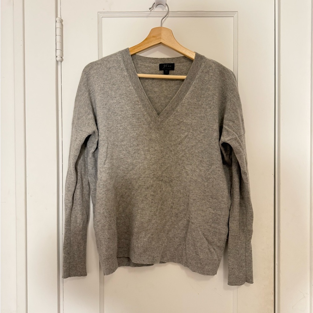 J.crew v-neck boyfriend cashmere sweater